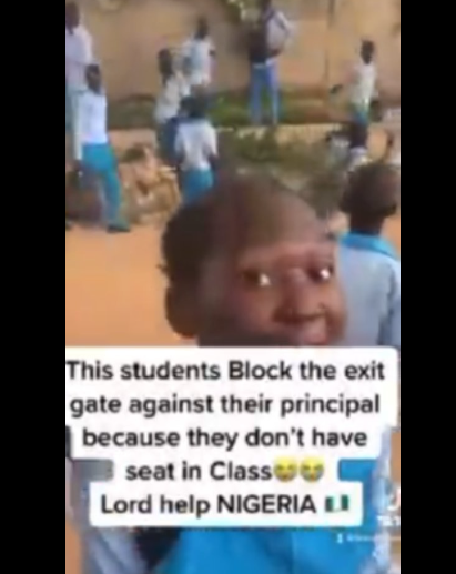 Secondary school students expelled for protesting against the lack of learning materials in their school (video)