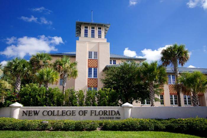 2022 Presidential Scholarships at New College of Florida – USA
