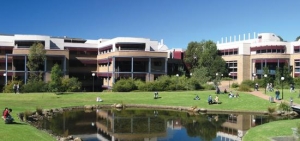 Study In Dubia: University Of Wollongong Scholarships For Nigerians, Dubia - 2018