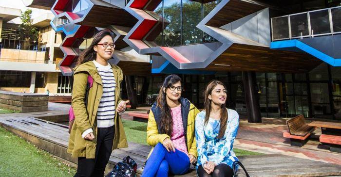 Internet of Things City of Greater Bendigo Smart City International Scholarships 2022 at La Trobe University – Australia