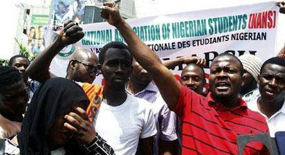 Nigerian Students threaten nationwide shutdown over proposed fuel price hike