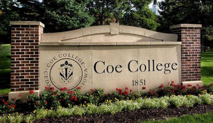 Global Leadership Full-Tuition Scholarships 2021 at Coe College – USA