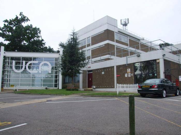 2021 International Future Leaders Scholarships at University for the Creative Arts - UK