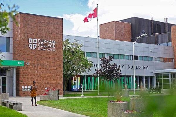 English Proficiency Entrance Scholarships 2021 at Durham College, Canada