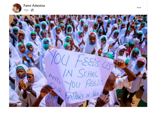 Photo of Katsina school children welcoming president Buhari with a blunder-filled cardboard, generates mixed reaction
