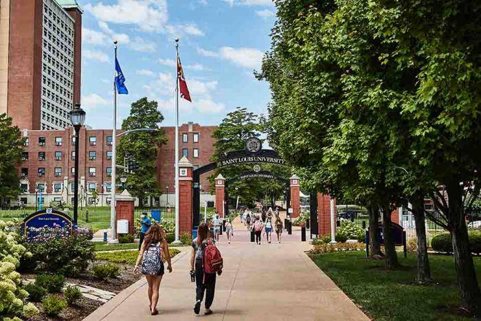 LL.M. in American Law Scholarships at Saint Louis University – USA, 2021