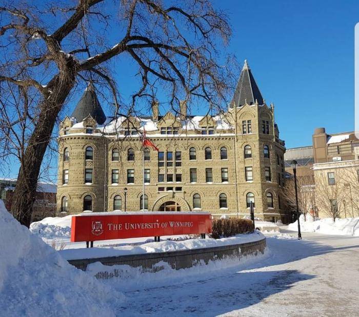 2023 Scholarships at University of Winnipeg – Canada + Scholarships at University of Oregon, USA