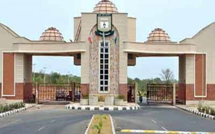 Two KWASU students found dead and naked in their lodge