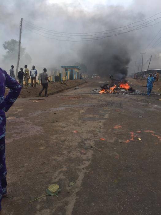 Osun State Youths Destroys Police Station Over Alleged Killing of a Student by SARS
