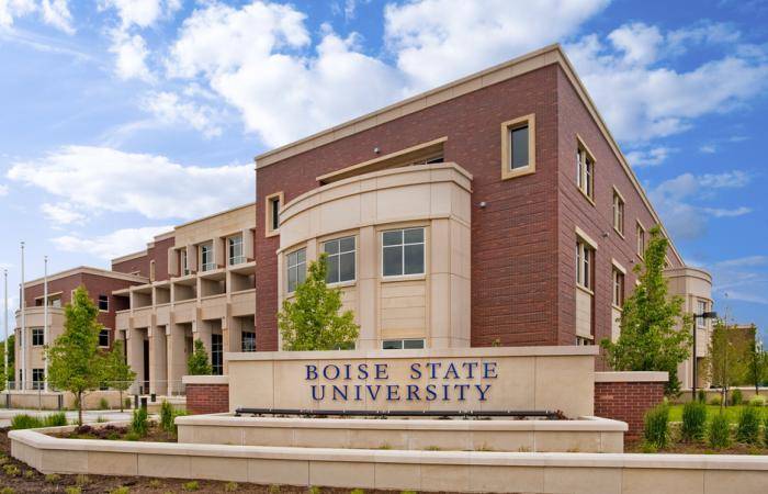 2020 Global Excellence Scholarship At Boise State University, USA