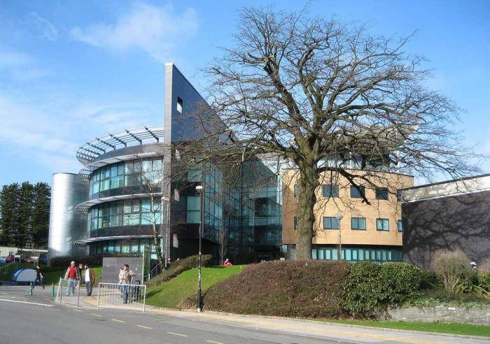 Developing Futures Scholarships At Swansea University School Of Management - UK 2019