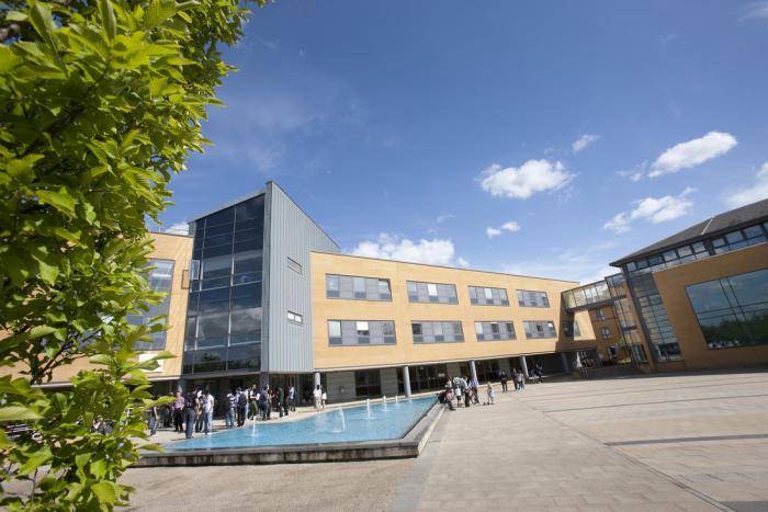 Vice-Chancellors Excellence International Scholarships 2022 at University of Surrey – UK