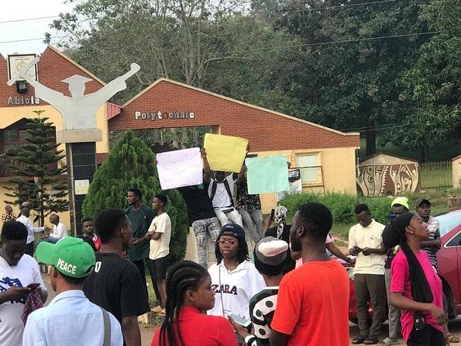 MAPOLY students stage a protest over tuition fee increment